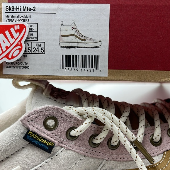 Vans WMNS Sk8-Hi Mte-2 Marshmallow/Multi
VN0A5HZZBP3 Lace Up Boots Cold Weather - Picture 16 of 16